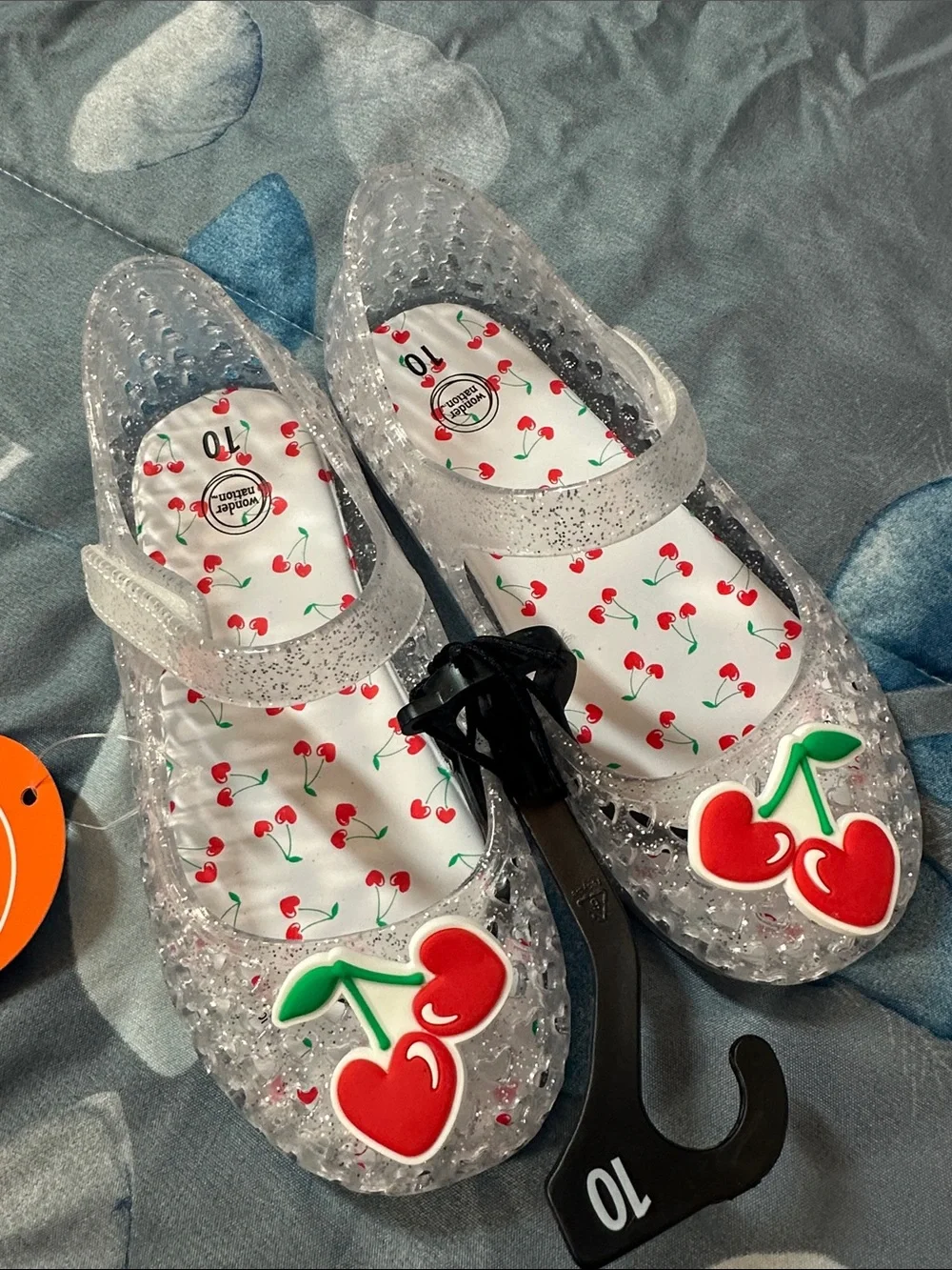 NWTS Girls wonder nation Clear Glitter Jelly Sandals w/Red Cherries 🍒 Sz 10